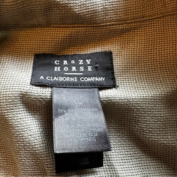 Crazy Horse XL Men's Beige Gray Short Sleeve Shirt Vacation - Picture 2 of 7